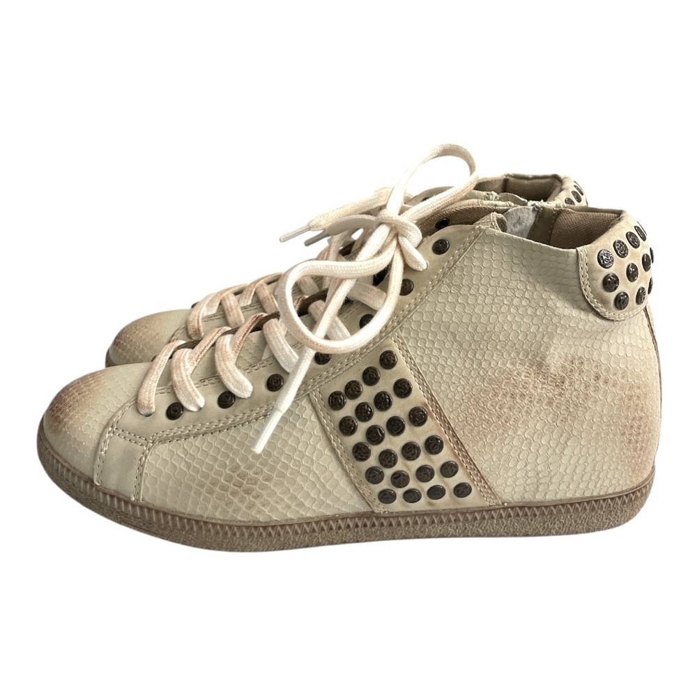OTBT Samsula High Top Sneakers
Size 8.5 Cream, studded. NWOT no box